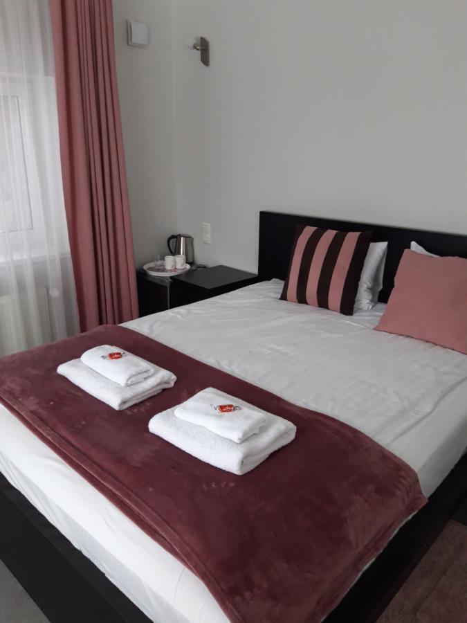 Jaunamuiza Apartamenti Valmiera Exteriör bild